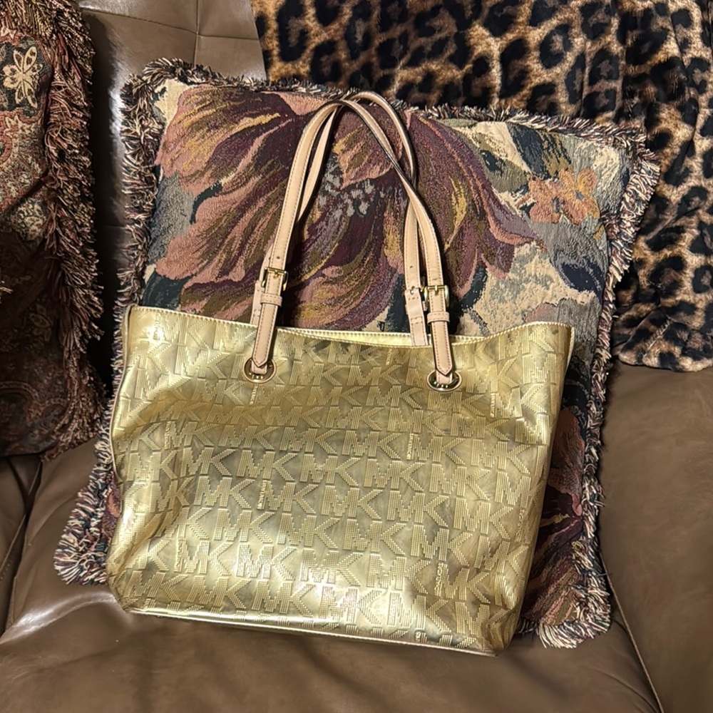 Gold Michael Kors Women's Bag